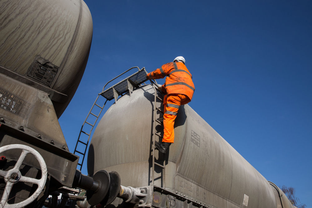 How to Choose a Workwear Supplier (UK Edition)